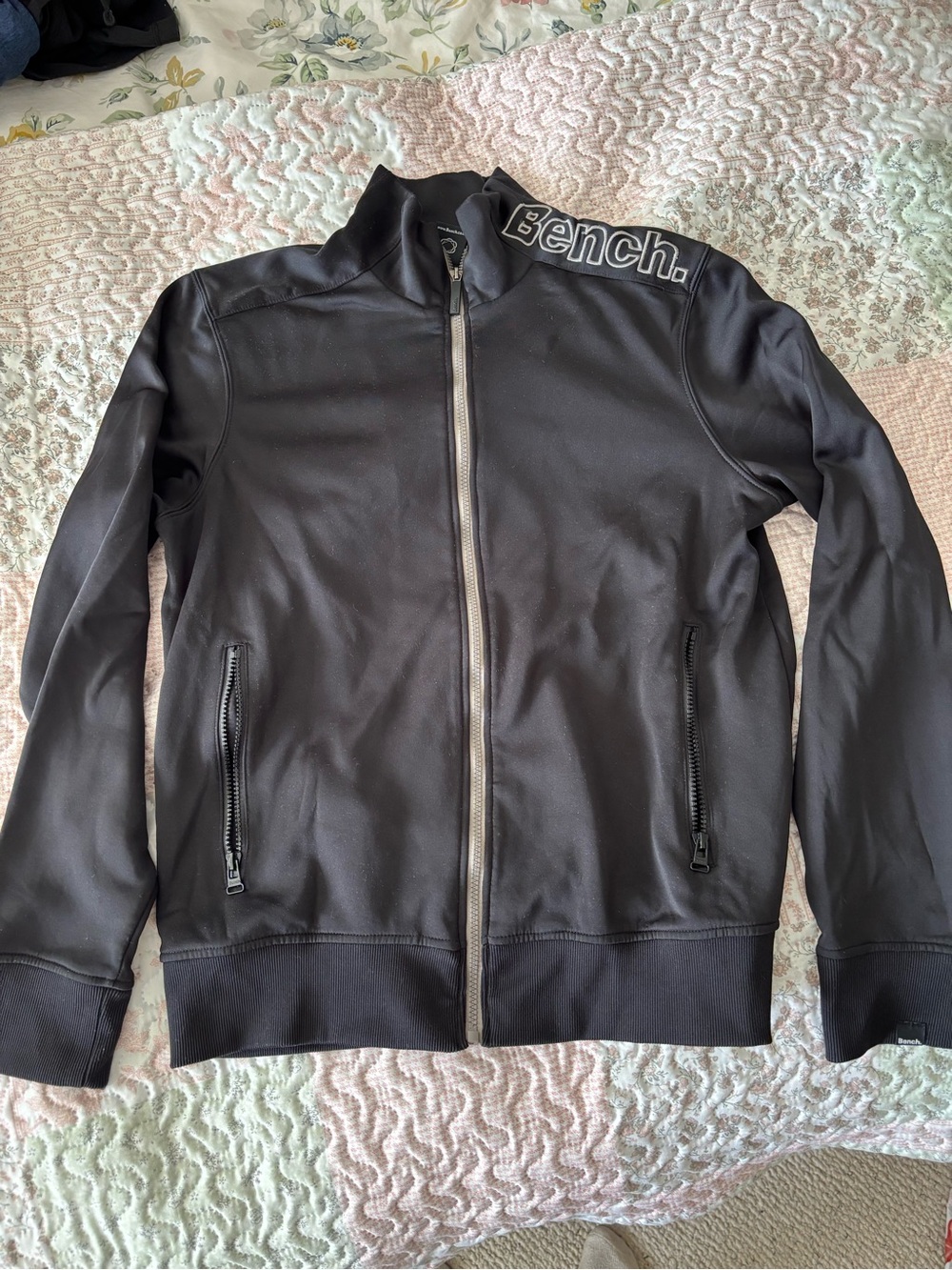 Y2K Bench Black Full-Zip